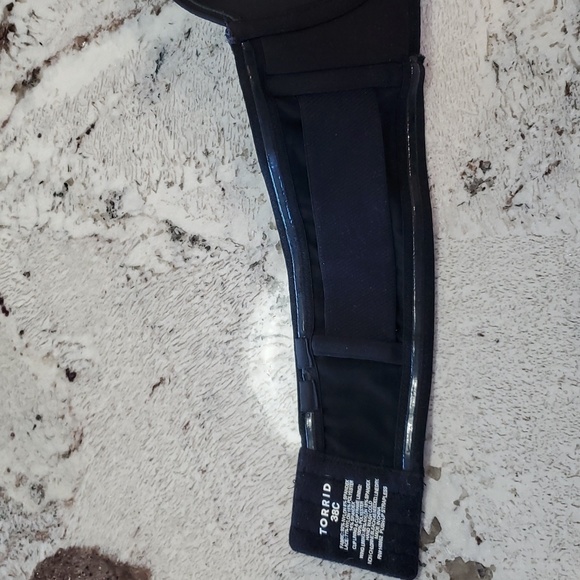 Torrid Black Strapless Bra - Picture 8 of 15